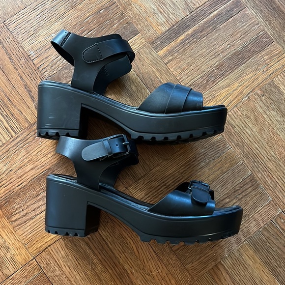 RUBI CHUNKY PLATFORM SANDALS - Picture 4 of 6